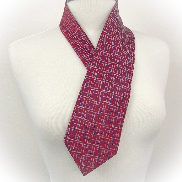 💕Beautiful Red Jhane Barnes Mens Silk Tie💕 - Picture 6 of 13